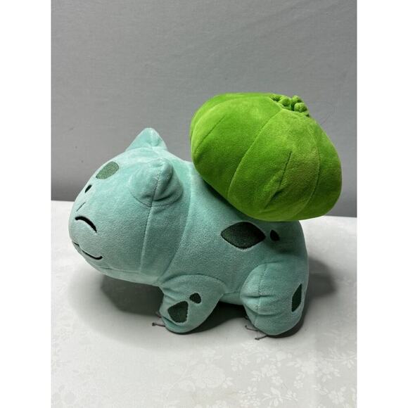Pokemon Bulbasaur Winking Soft Plush Toy - Picture 4 of 7